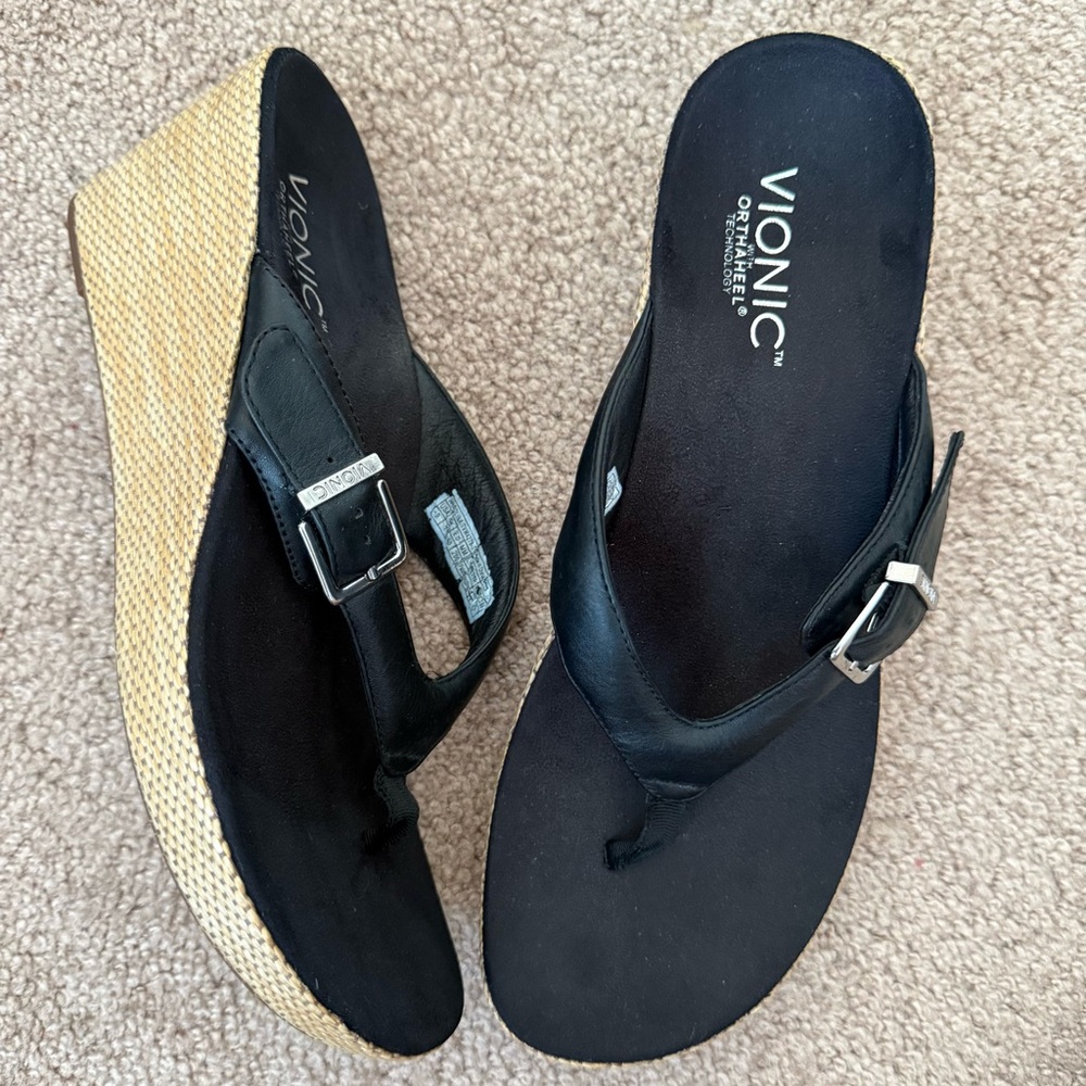 Vionic Black Wedge Thong Sandals with Natural Raffia Wedge
